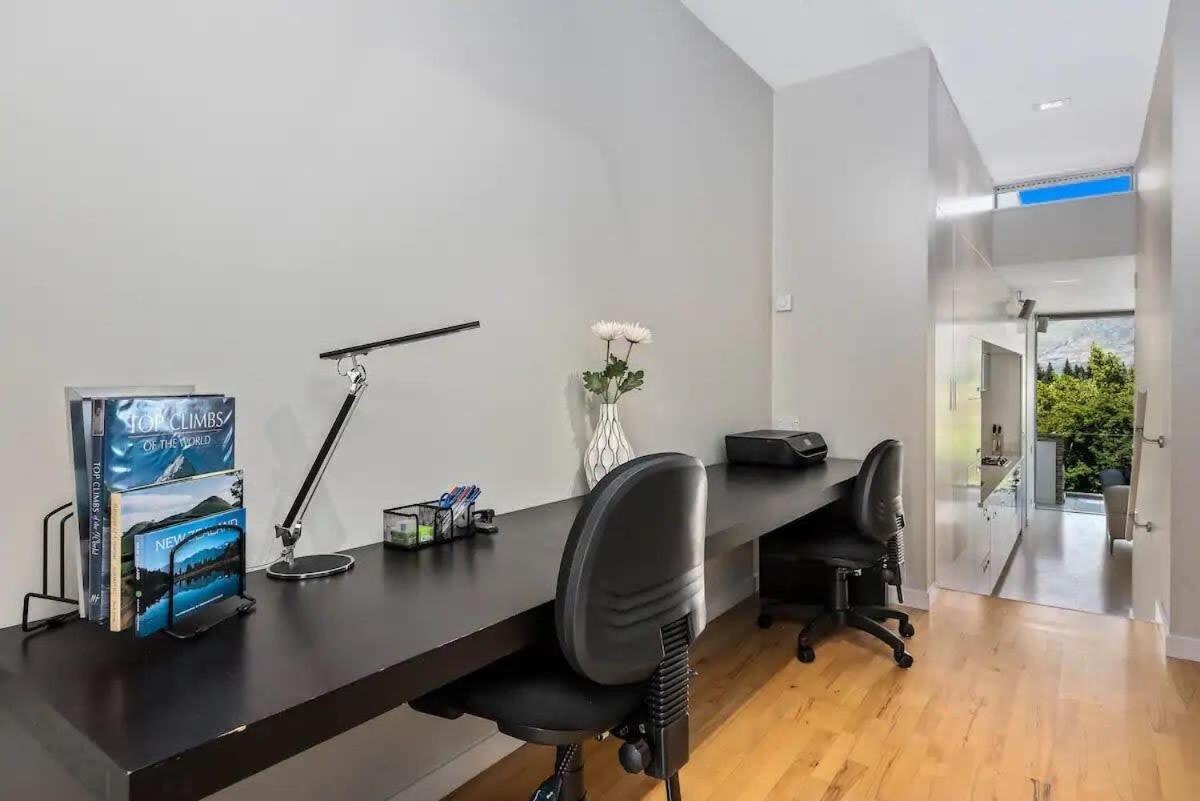 Luxury Lakeview 2 Bedroom Apartment Queenstown Exterior photo