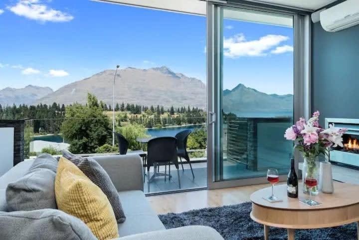 Luxury Lakeview 2 Bedroom Apartment Queenstown Exterior photo